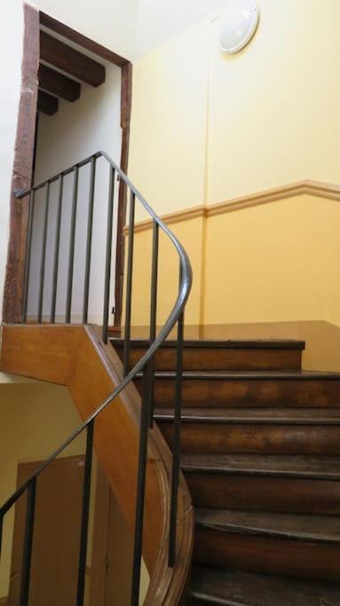 Loft De 53 M2 Centre Ville Blois,Tv المظهر الخارجي الصورة