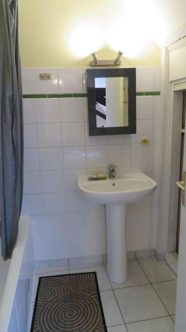 Loft De 53 M2 Centre Ville Blois,Tv المظهر الخارجي الصورة
